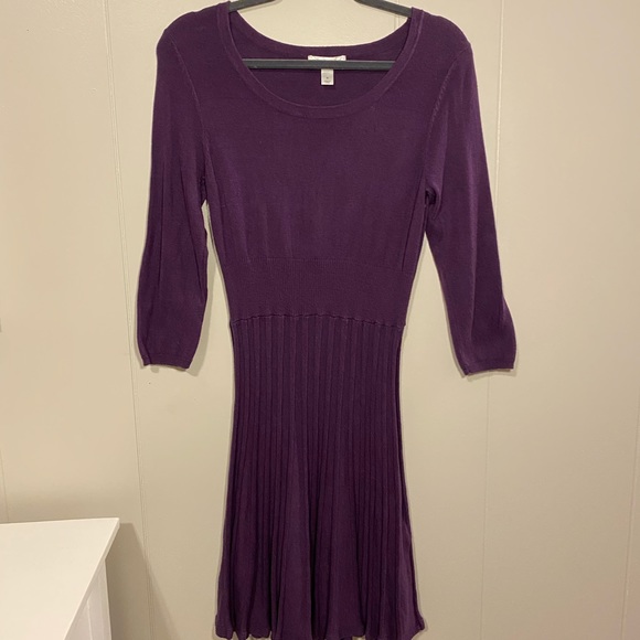 Dress Barn Dresses & Skirts - Pleated 3 Quarter Length Dress